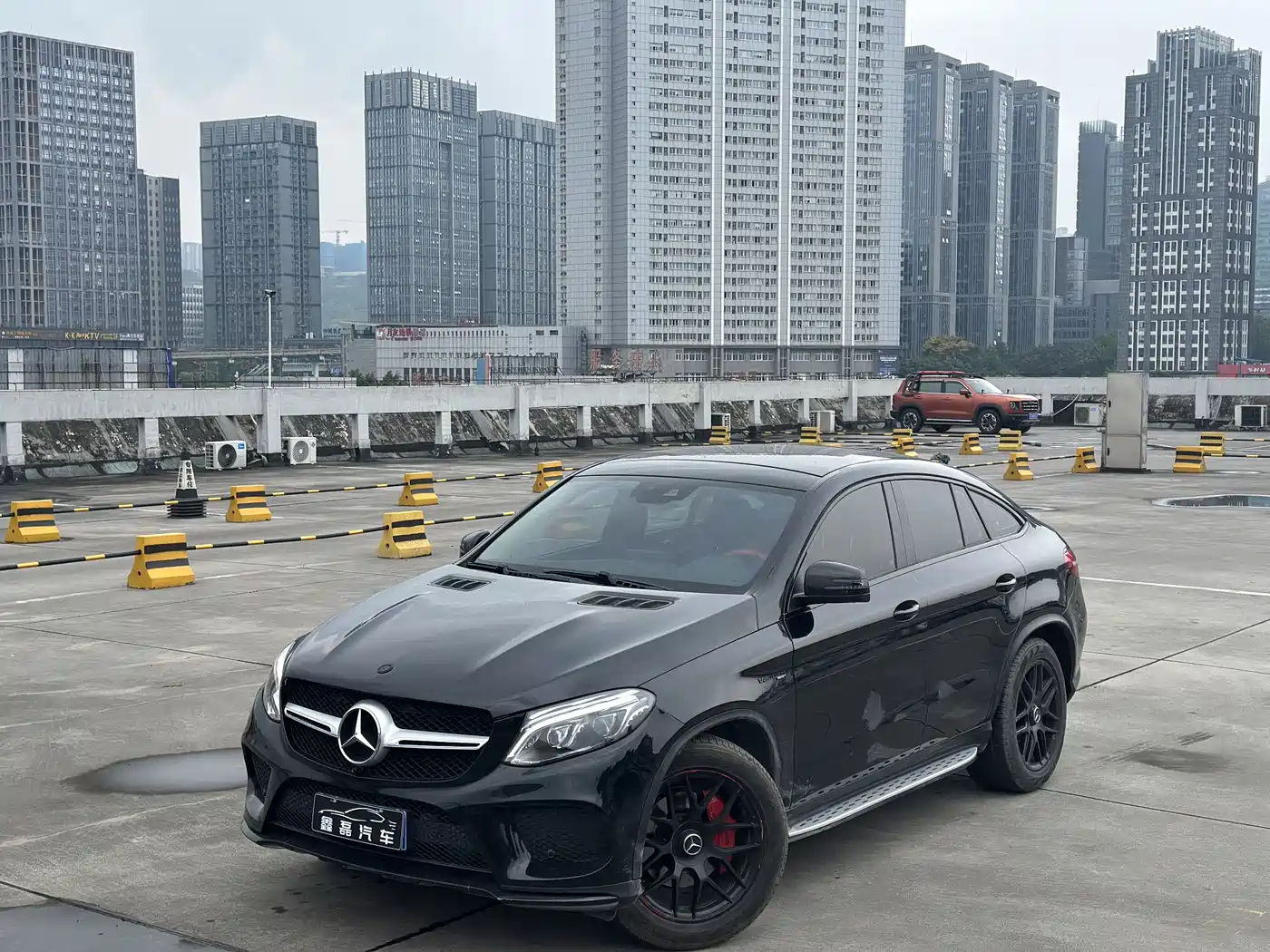Mercedes-Benz GLE Coupe 2015 GLE 320 4MATIC Coupe SUV