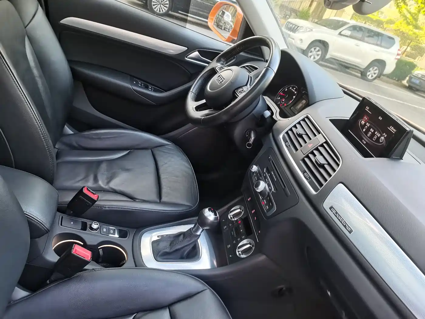 Audi Q3 2015 35 TFSI quattro Technology фото 21