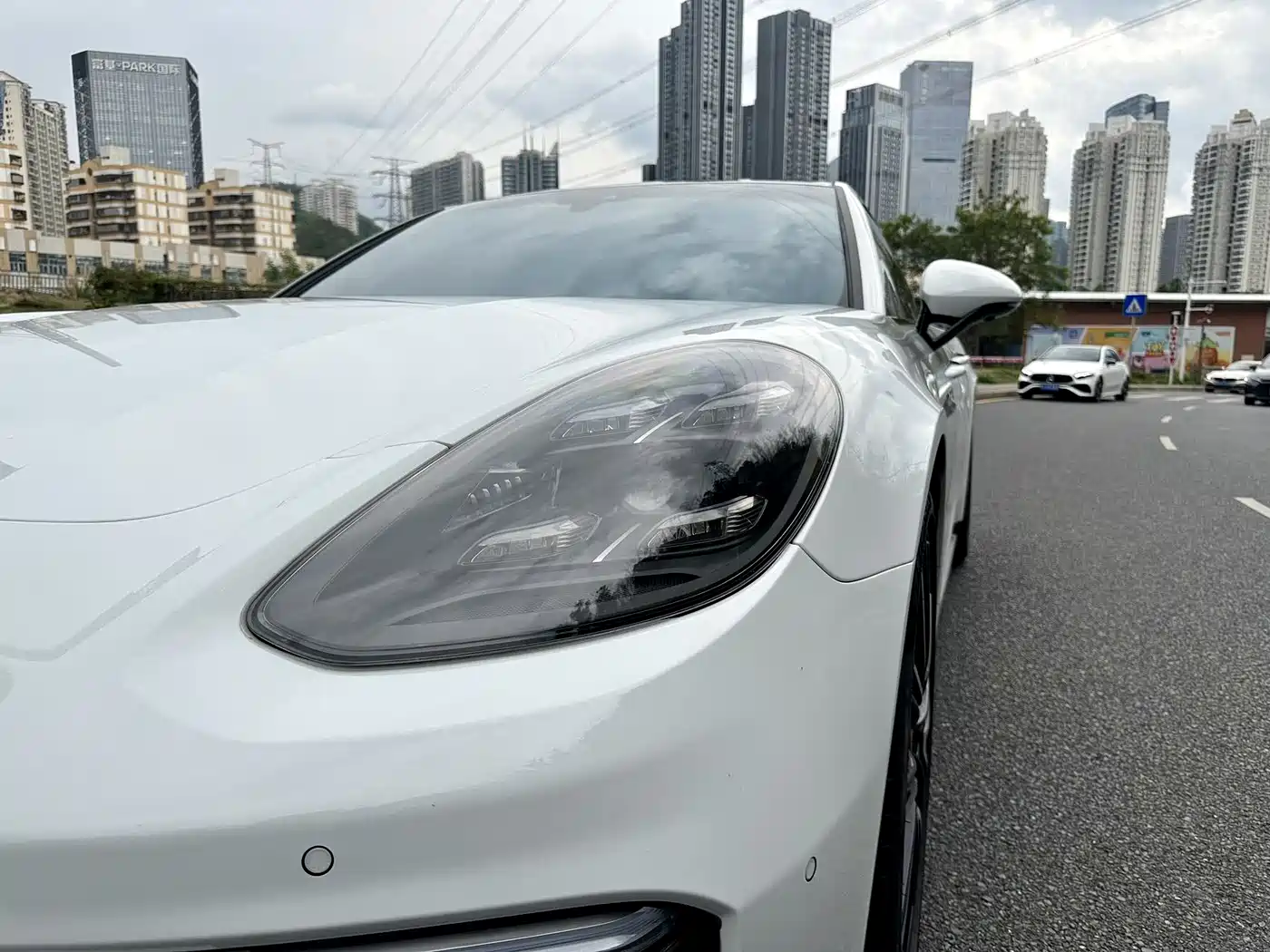 Porsche Panamera 2023 Panamera GTS 4.0T фото 8