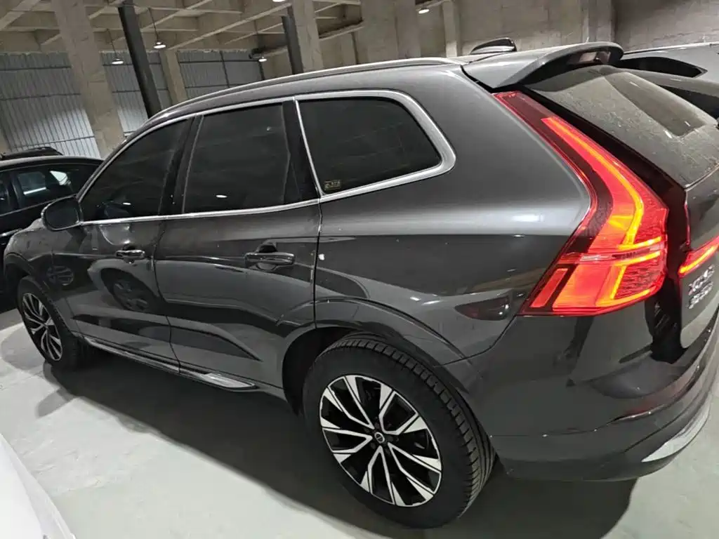 Volvo XC60 2025 2025 B5 AWD Smart Elite Luxury Edition