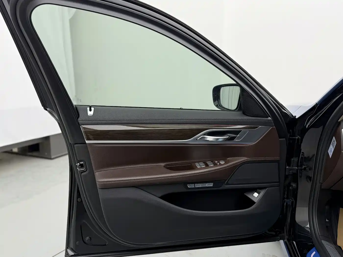 BMW 7 Series 2018 730Li Leading Type Excellence Package фото 19