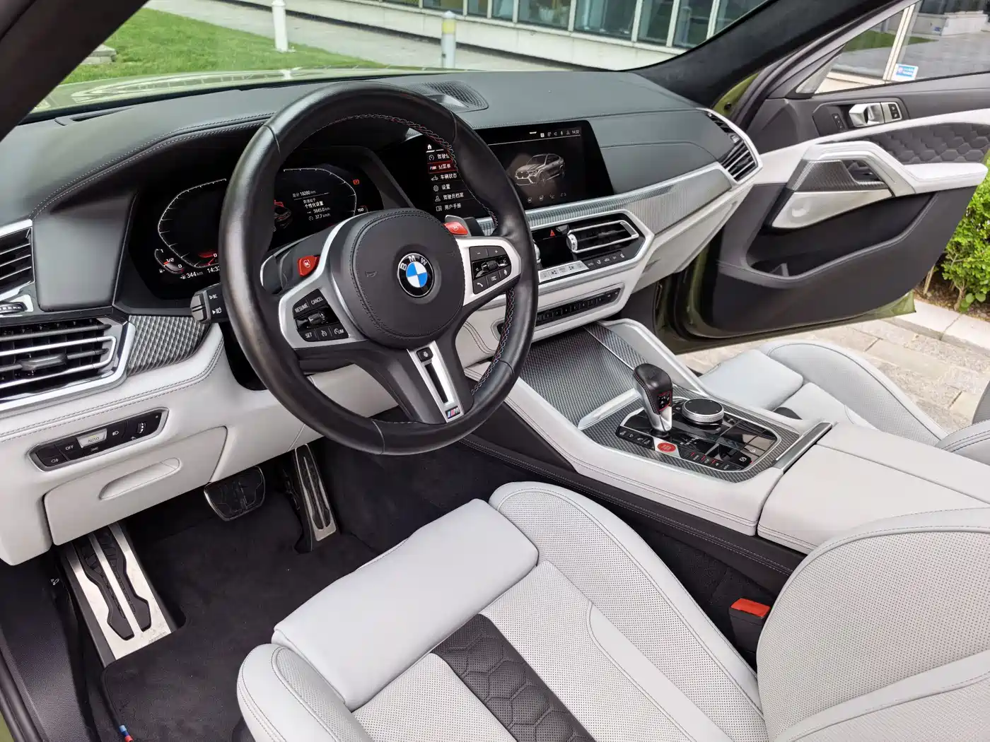 BMW X6 M 2022 X6 M фото 12