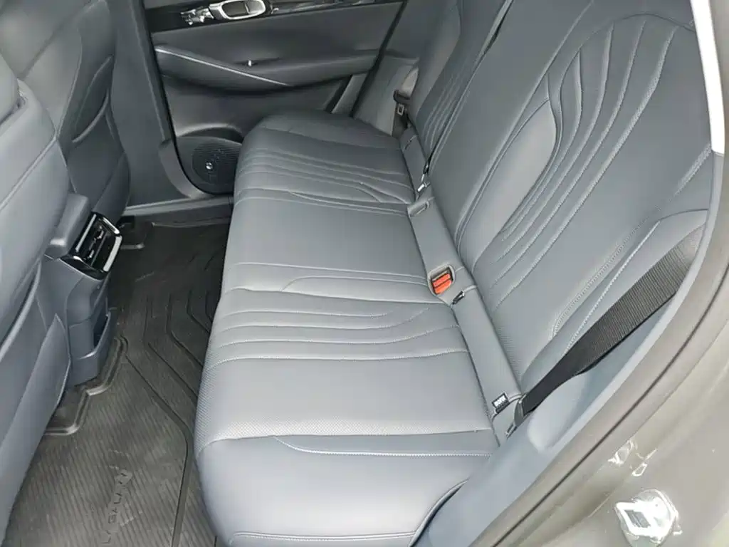 Geely Galaxy Galaxy E5 2026 2026 530km Voyager Edition