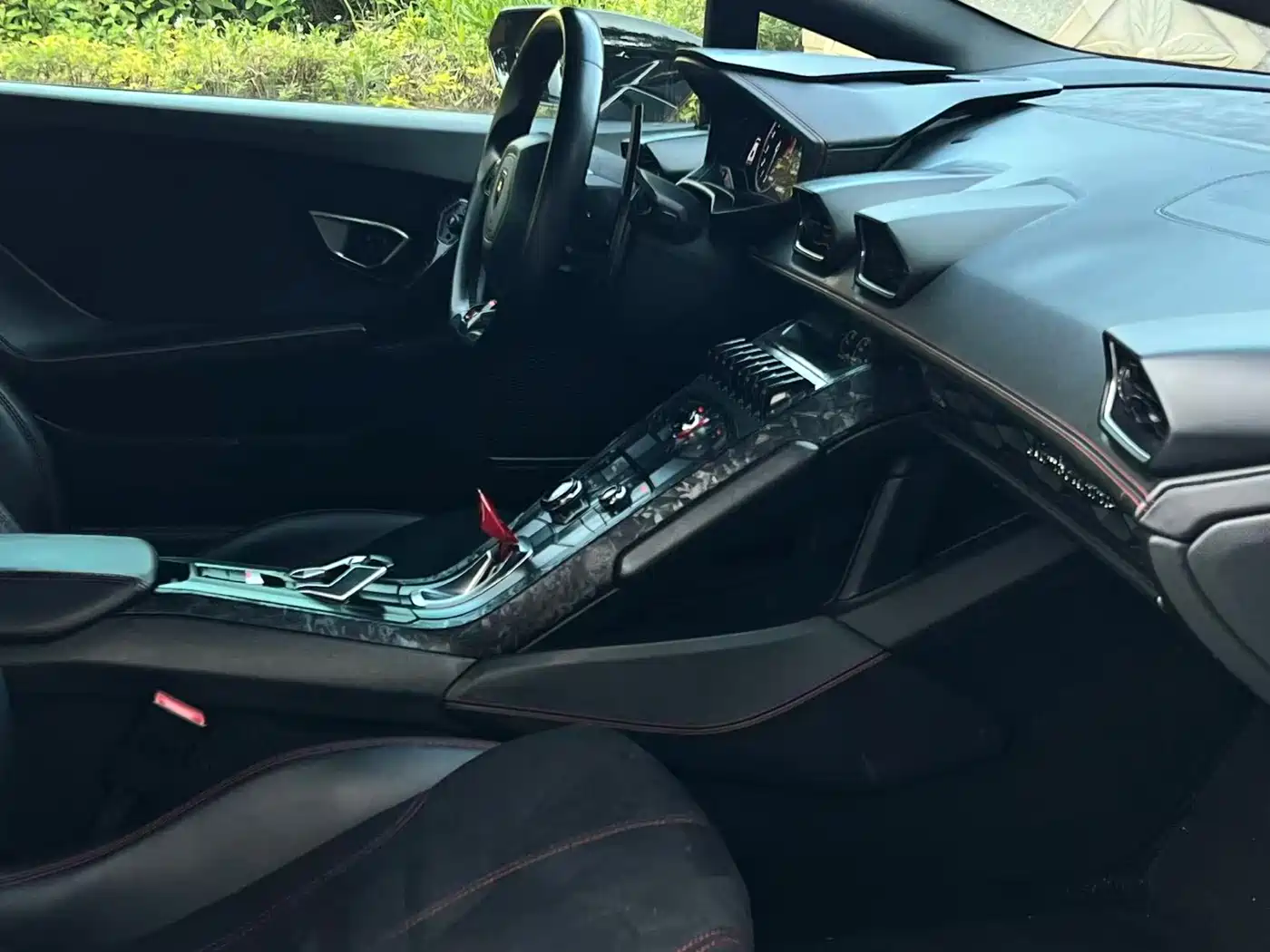 Lamborghini Huracán 2016 LP 600-4 Limited Edition фото 9