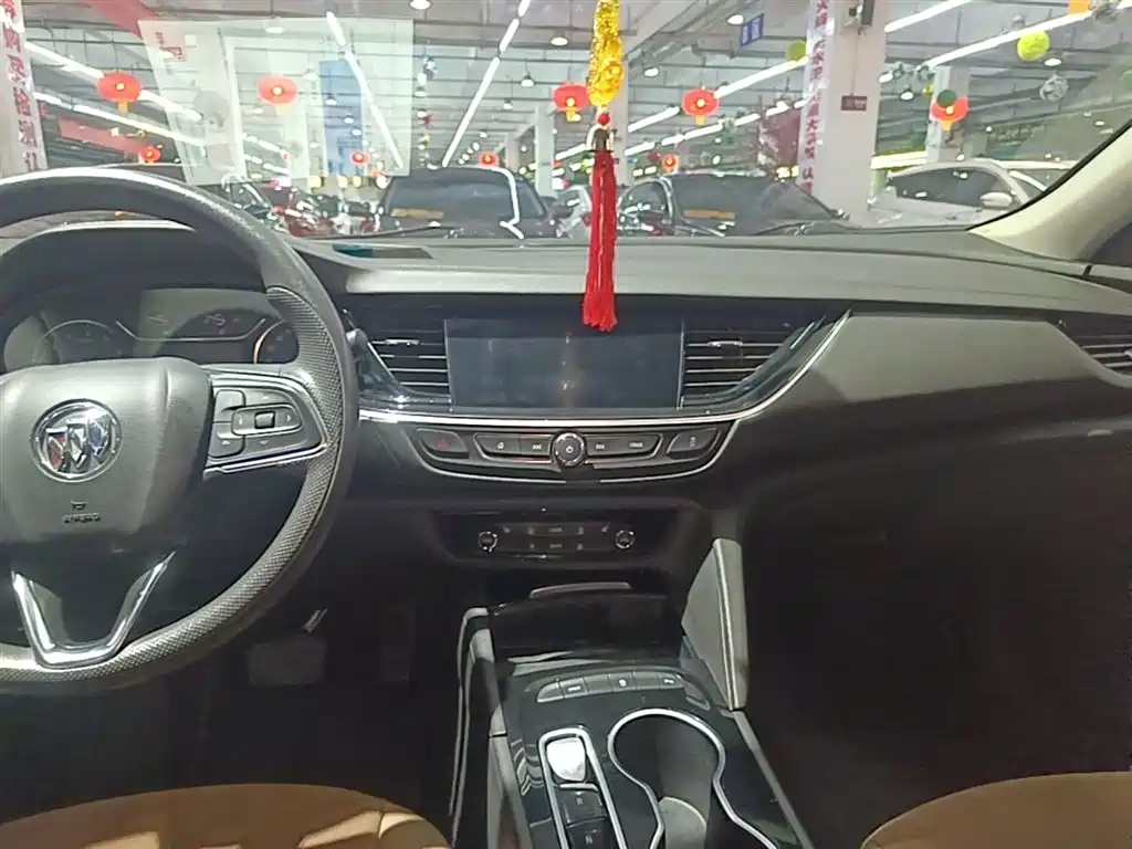 BUICK REGAL