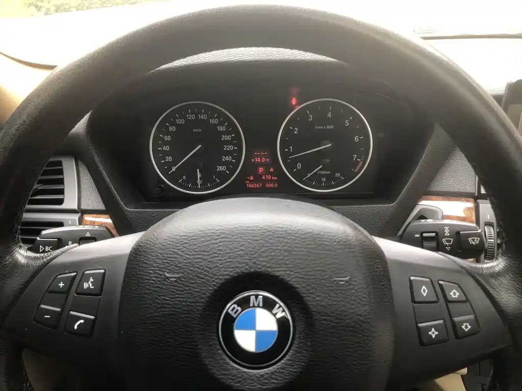 Photo 11 - BMW X5 (Import)