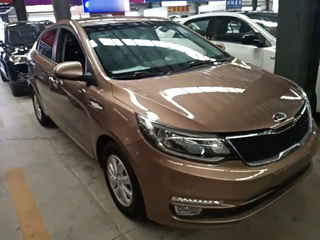 Kia K2 2017 2015 Sedan 1.4L AT GLS
