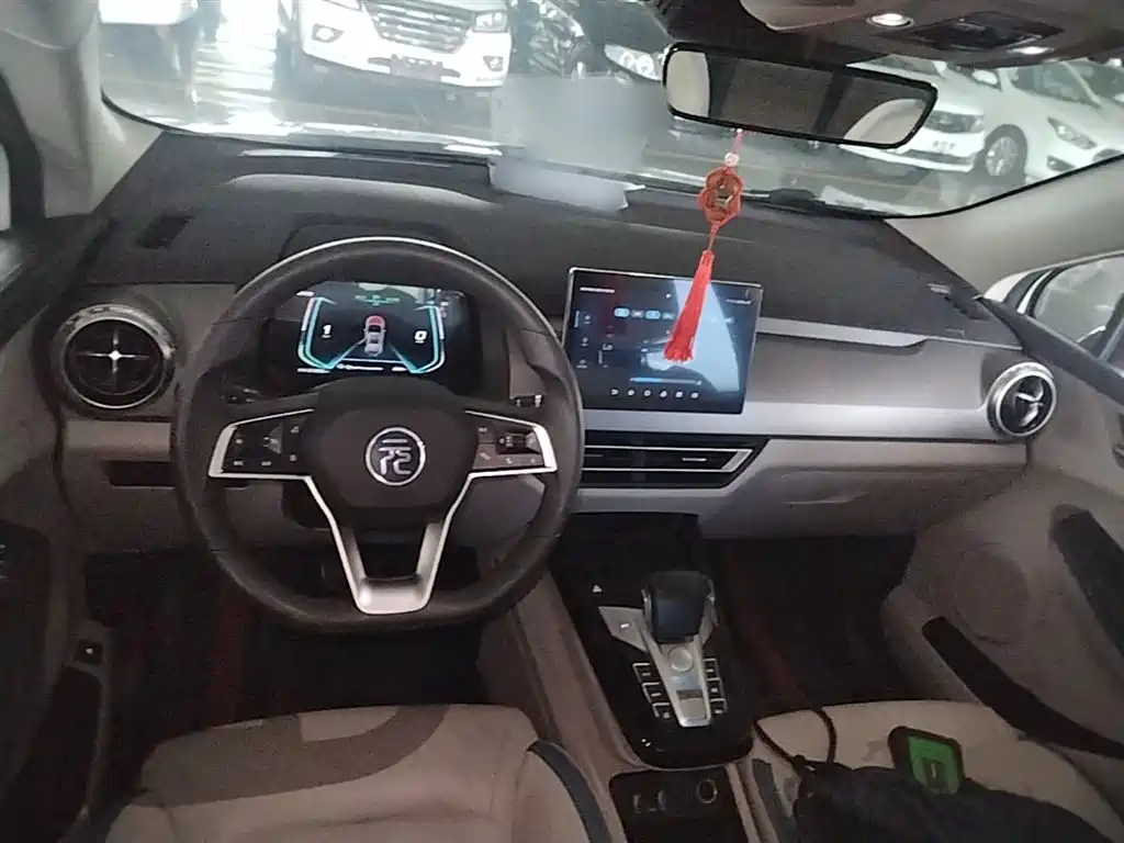 BYD Yuan Pro 2023 401KM Premium фото 6