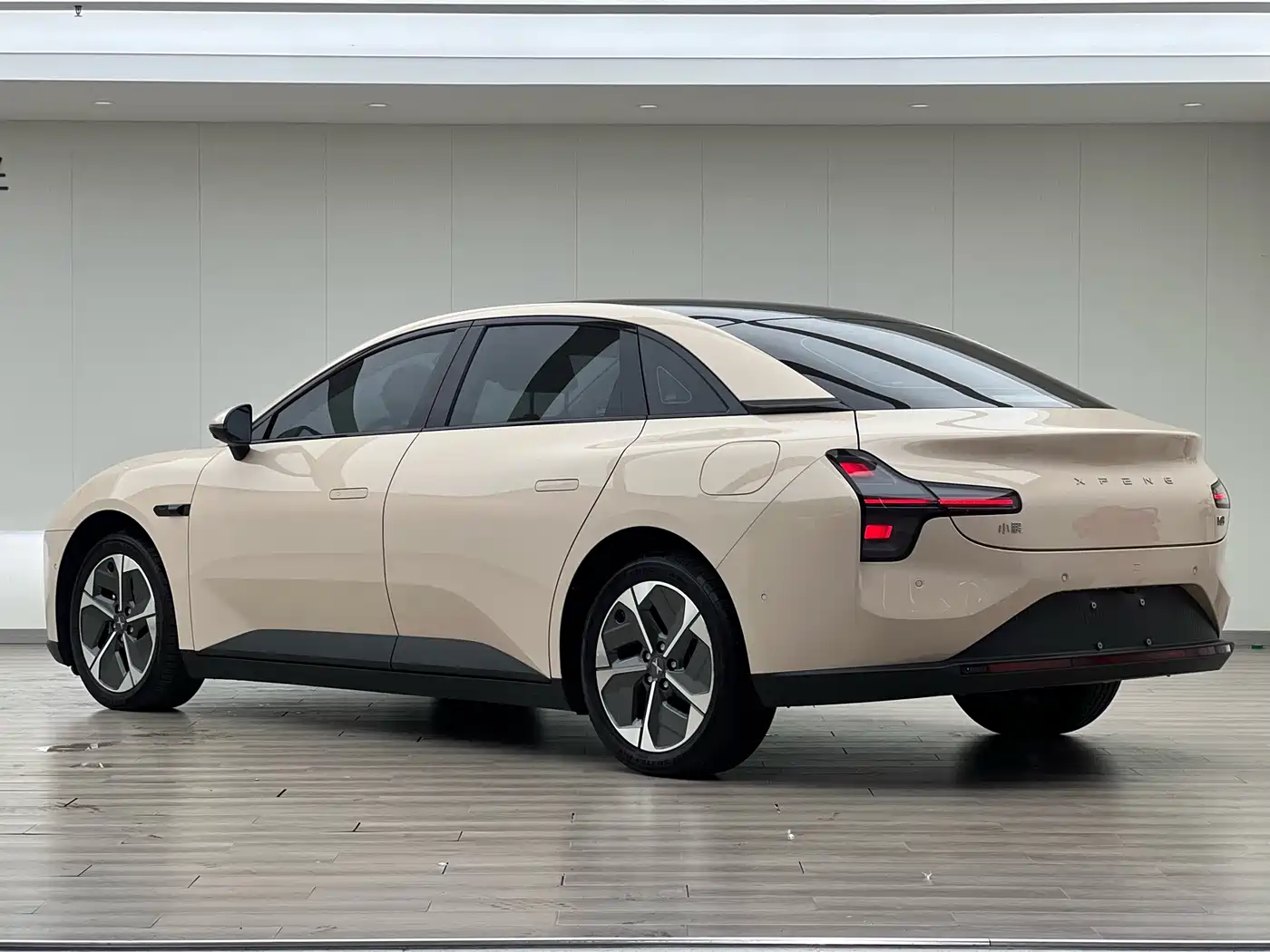 XIAOPENG MONA M03