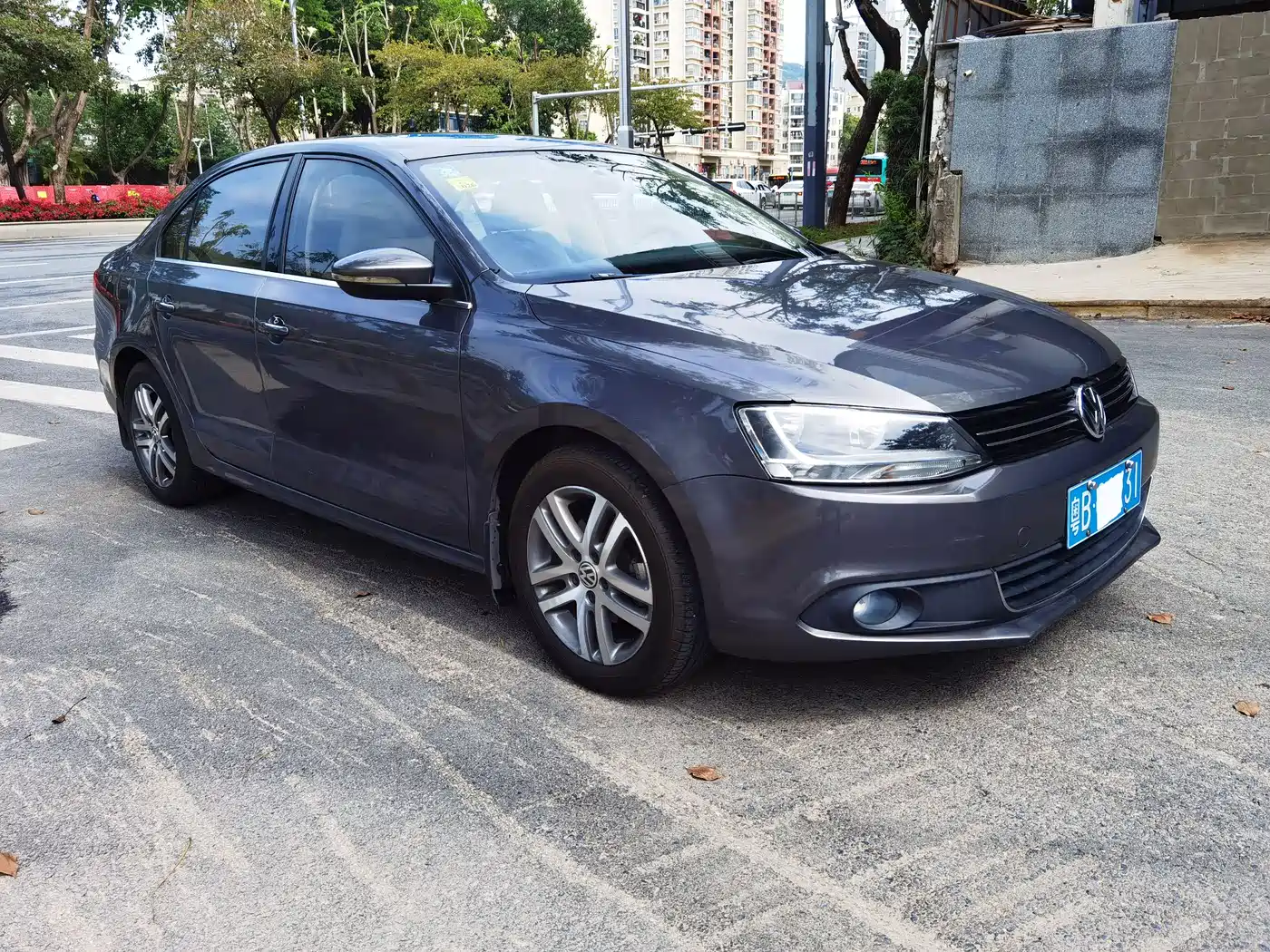 Volkswagen Sagitar 2012 Model 1.6L Automatic Fashion фото 3