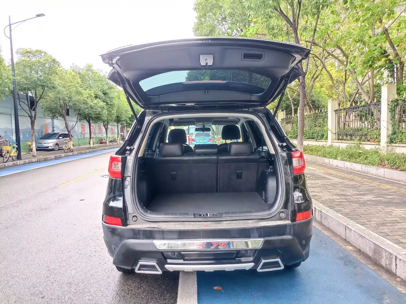Фото 6 - Changan CS75
