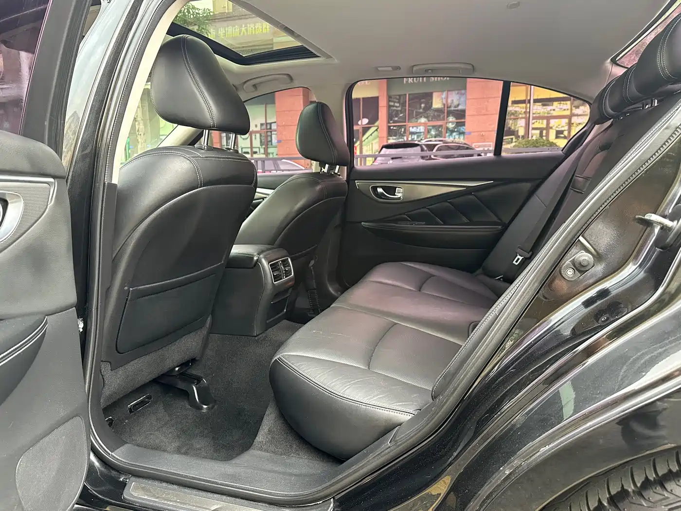 Infiniti Q50L 2018 2018 2.0T Leisure Edition (China VI)