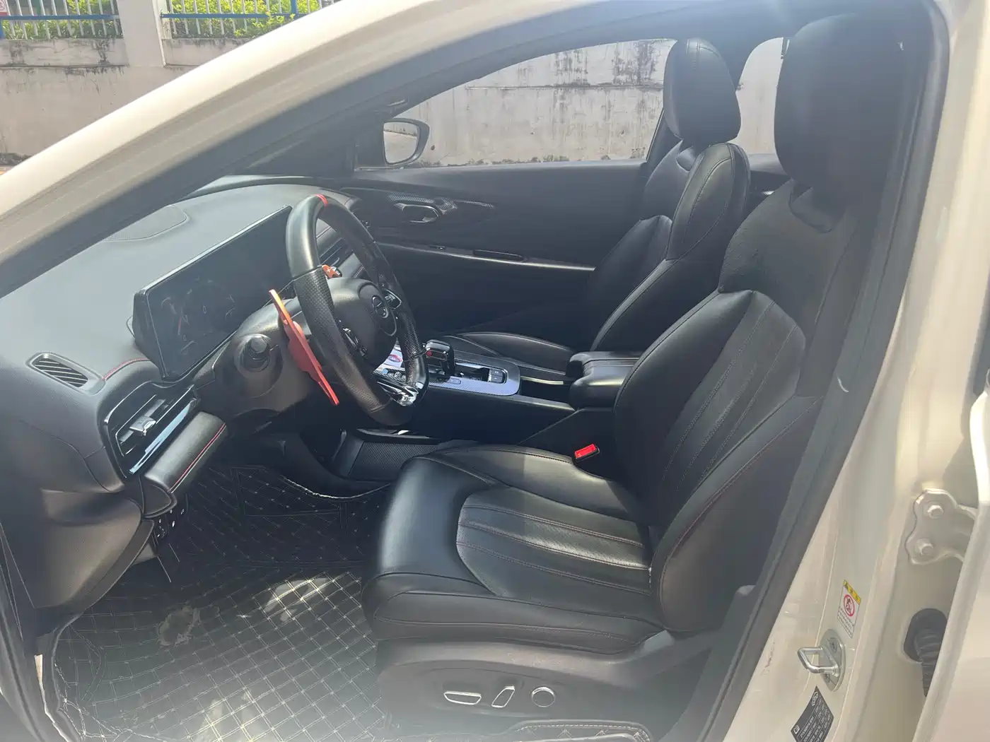 GAC Trumpchi Trumpchi Emkoo 2021 270T DCT J16 Edition фото 4
