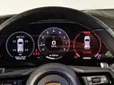 Photo 11 - Porsche Cayenne