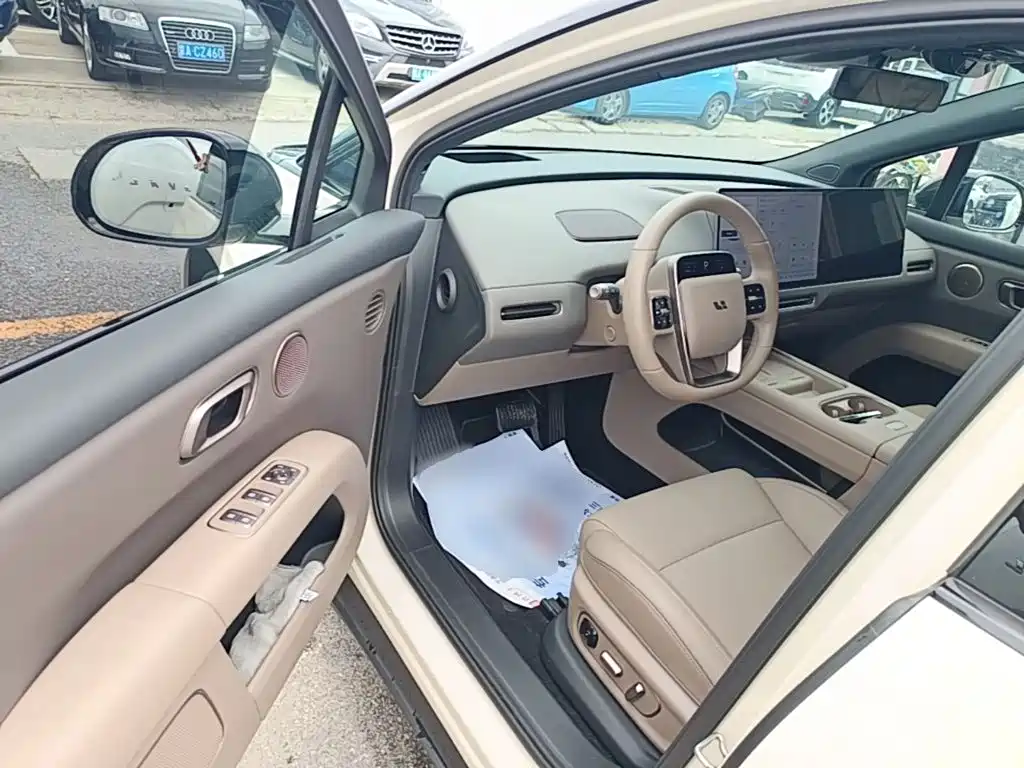 Li Auto i6 2026 2025 4WD Base Model
