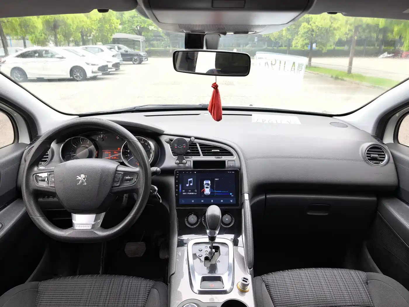 Peugeot 3008 2016 1.6THP Automatic Classic Edition фото 7