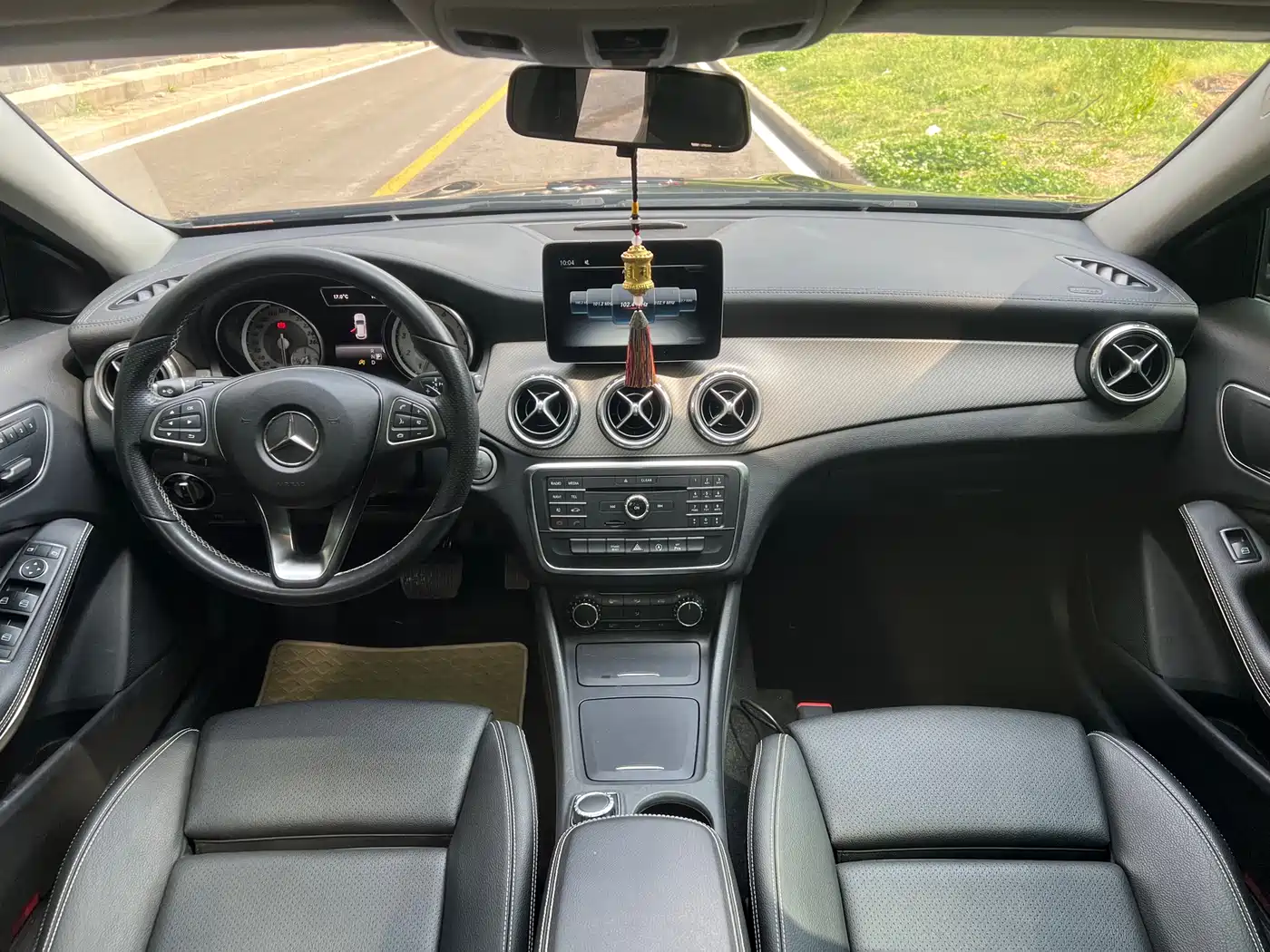 Mercedes-Benz GLA 2017 GLA 200 Dynamic фото 5