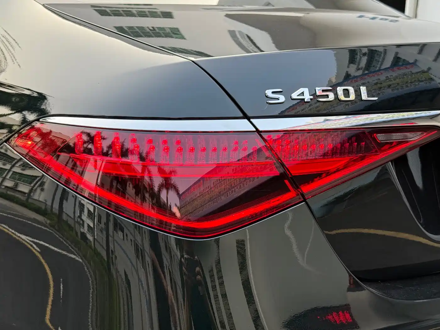 MERCEDES-BENZ S CLASS