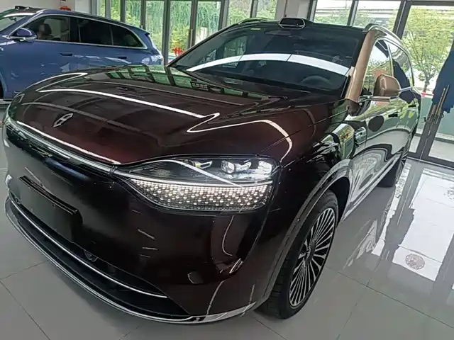 AITO Wenjie AITO M9 2025