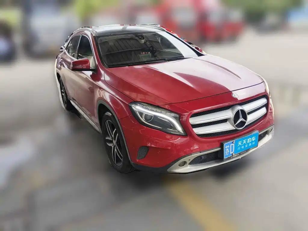 Фото 3 - Mercedes-Benz GLA