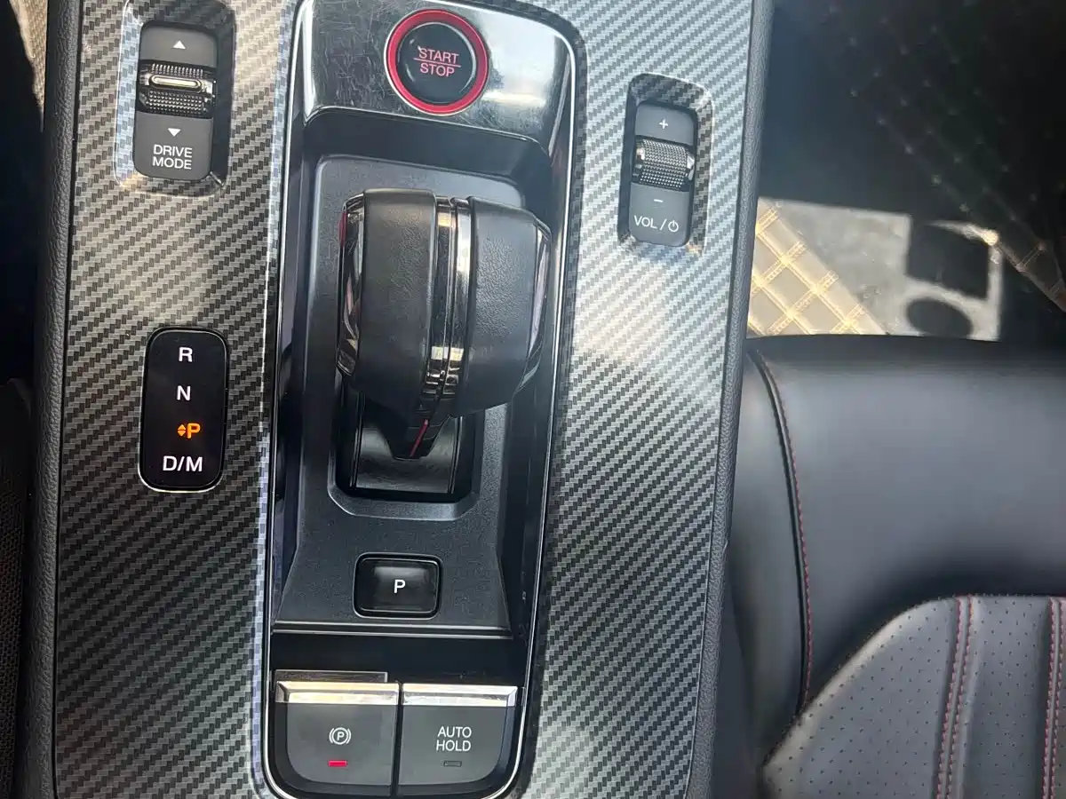 GAC Trumpchi Trumpchi Emkoo 2021 270T DCT J16 Edition фото 7