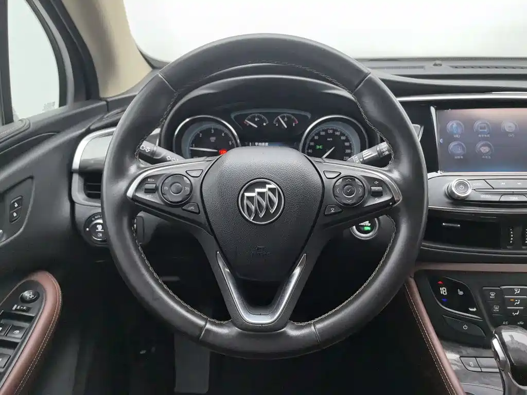 Фото 11 - Buick Envision Plus