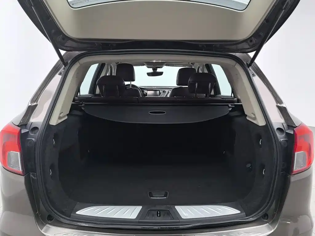 Фото 16 - Buick Envision Plus