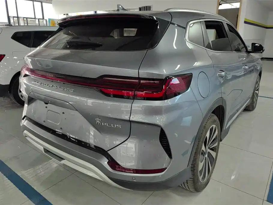 BYD Song PLUS PHEV 2024 Glory Edition DM-i 110km Flagship фото 3