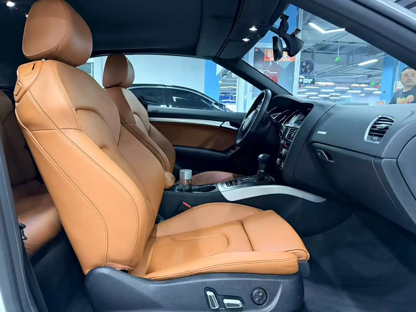 Фото 9 - Audi A5 (Import)