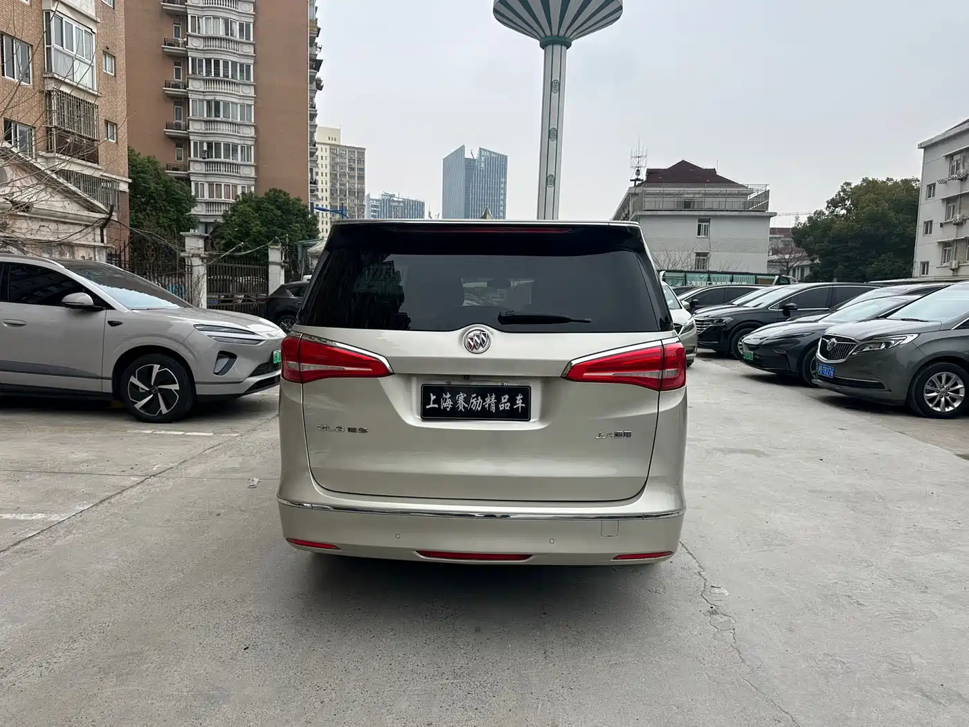Buick GL8 2018 ES 28T Luxury Type China VI фото 8