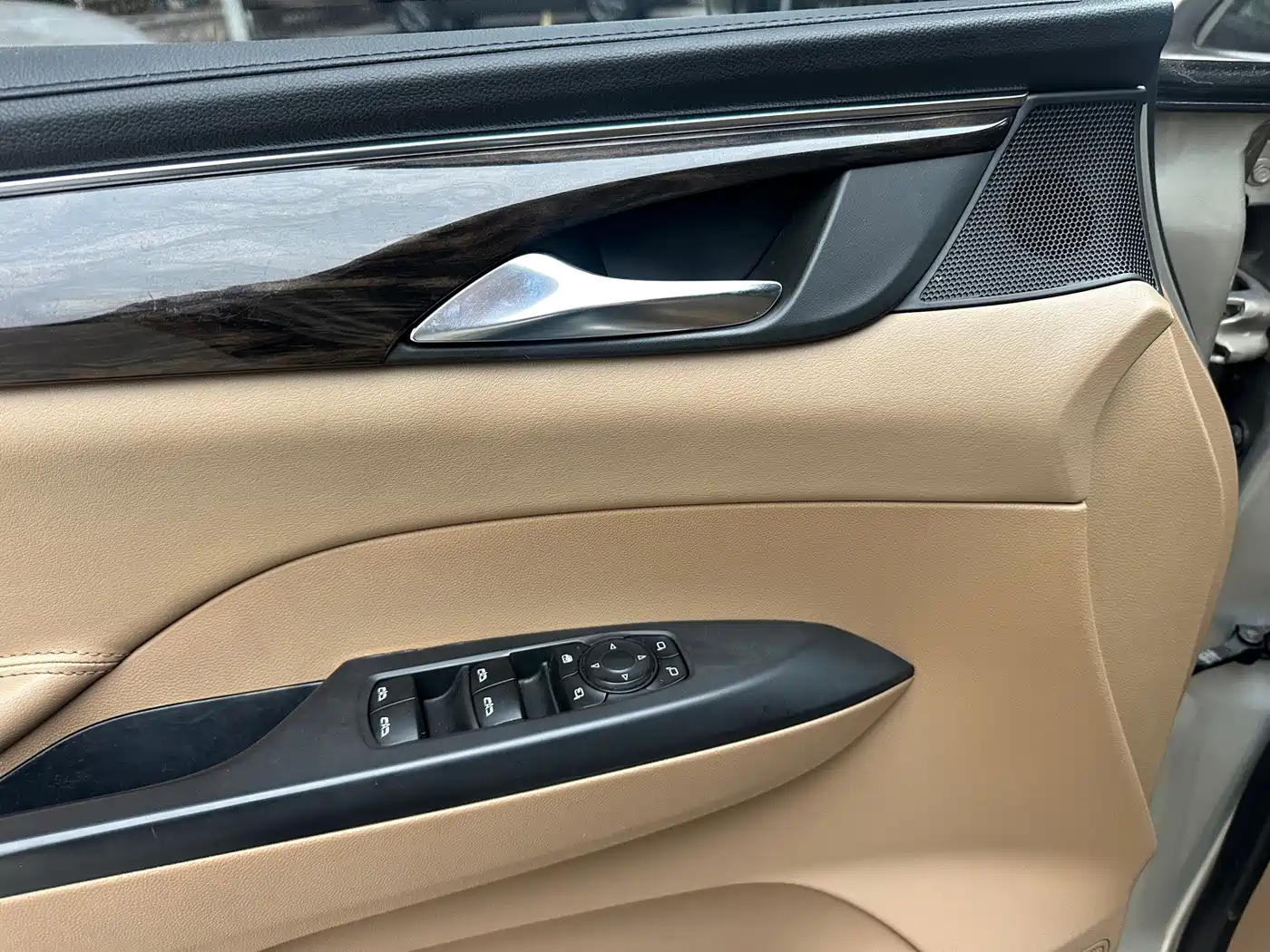 Buick GL8 2018 ES 28T Luxury Type China VI фото 28