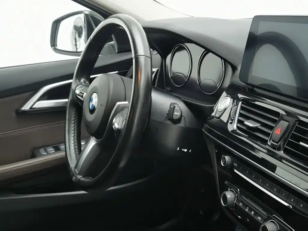 BMW 1 Series 2023 2023 120i M Sport Shadow Edition