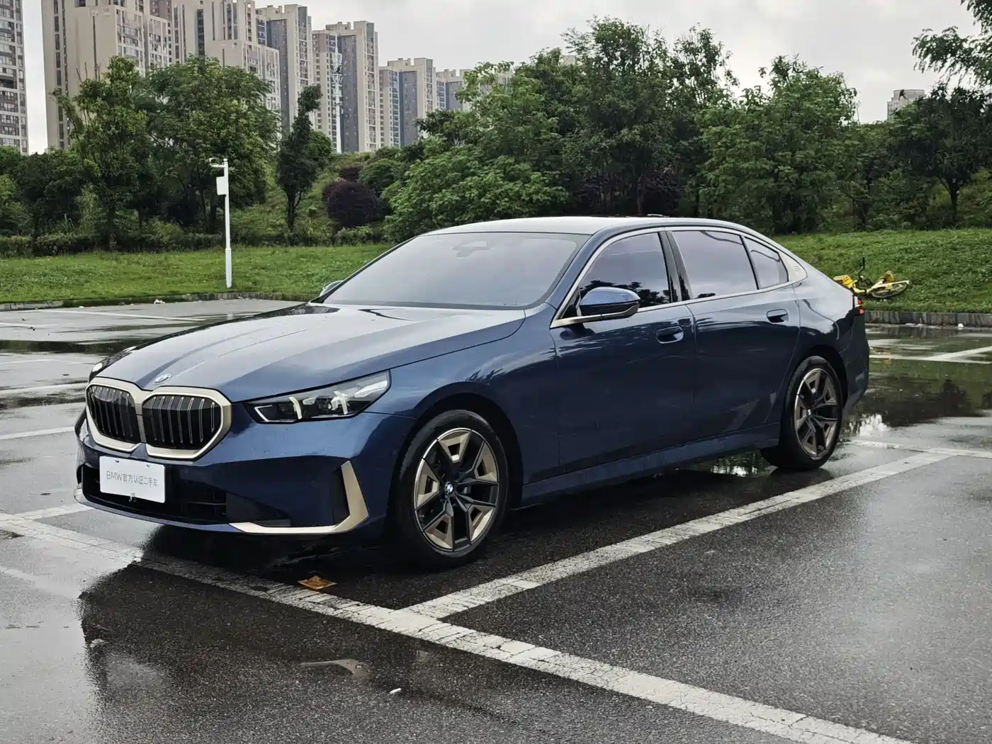 BMW 5-SERIES