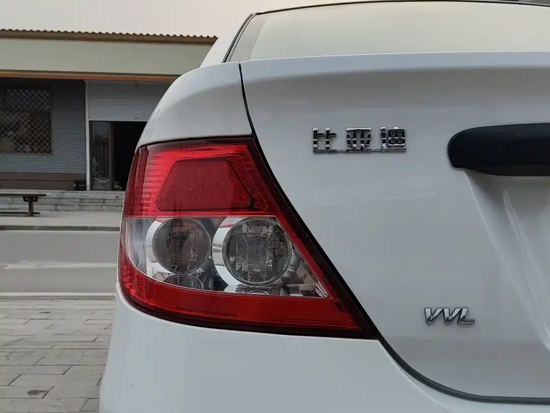 BYD F3 2012 Energy-saving Edition 1.5L Manual Comfort фото 6