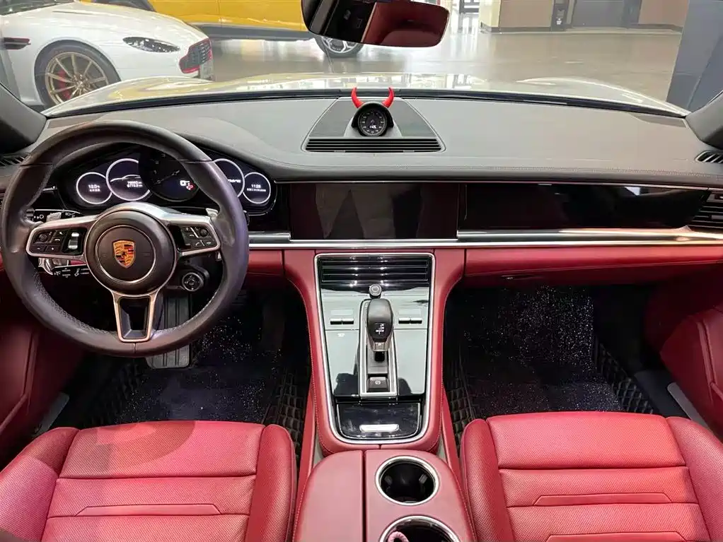Porsche Panamera 2019 Panamera 2.9T фото 6