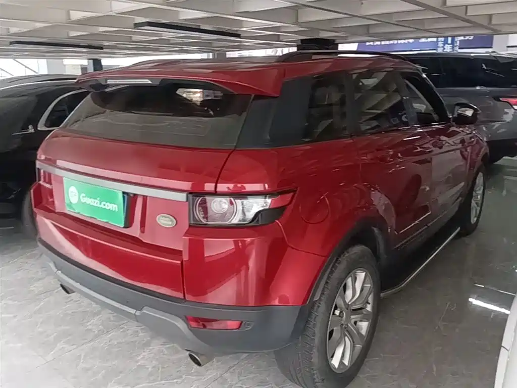 Land Rover Range Rover Evoque 2015 2.0T 5-Door Fashion Edition фото 7