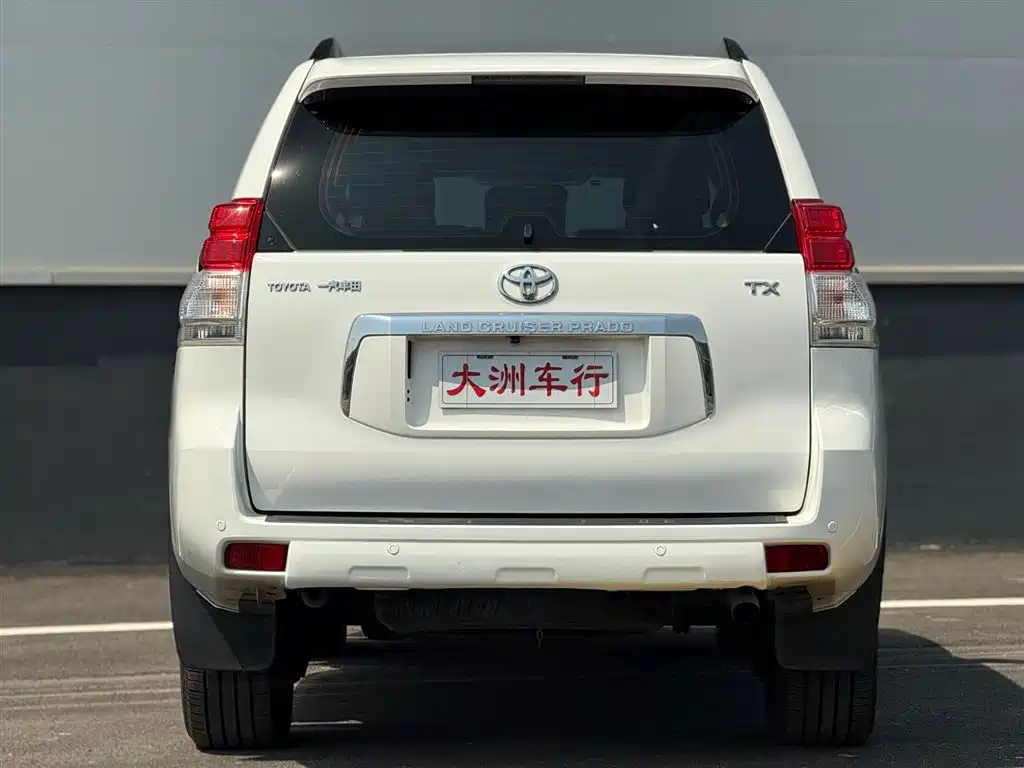 Toyota Prado 2010 4.0L Automatic TX-L фото 6