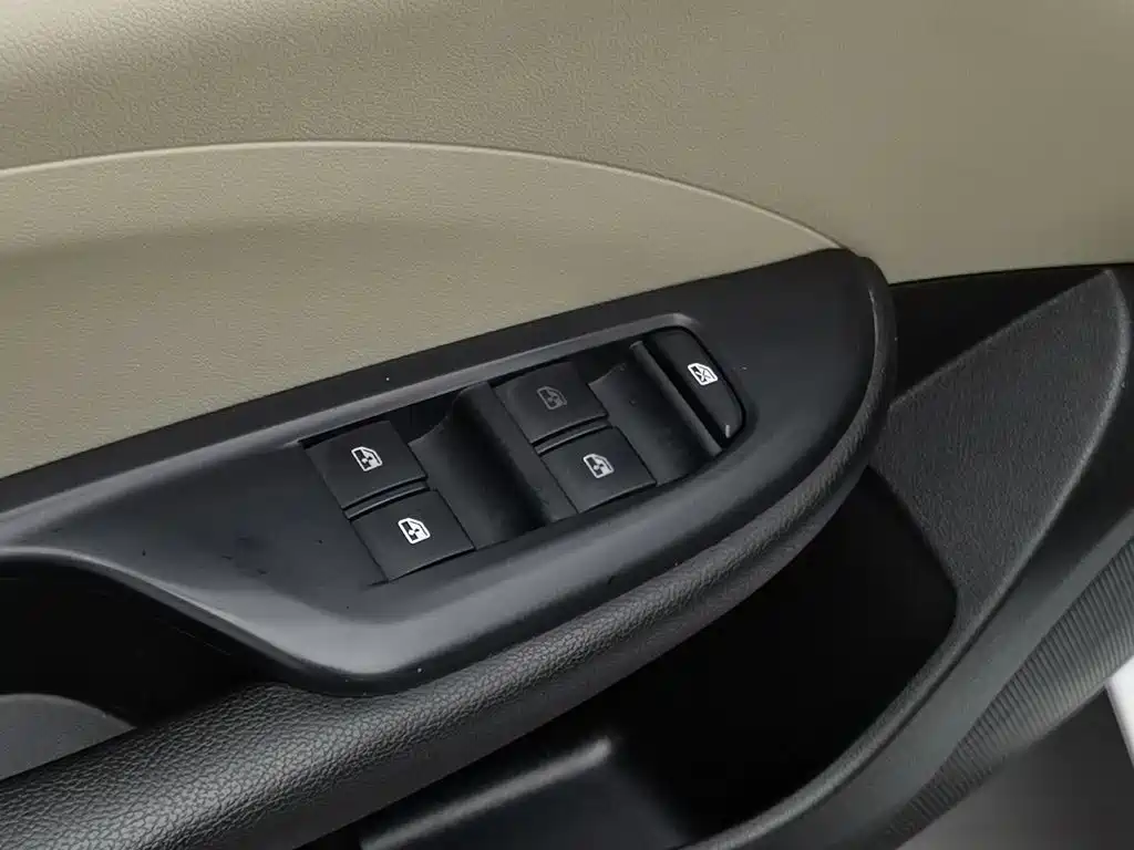 Buick Excelle, миниатюра 9
