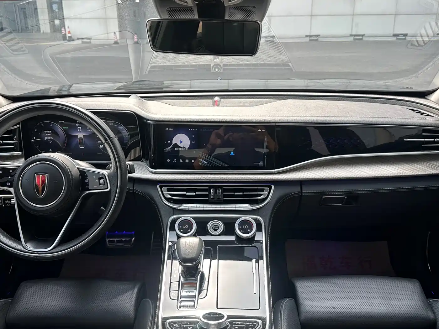 Hongqi H9 2022 2.0T Smart Connect Flag Smooth Edition фото 14