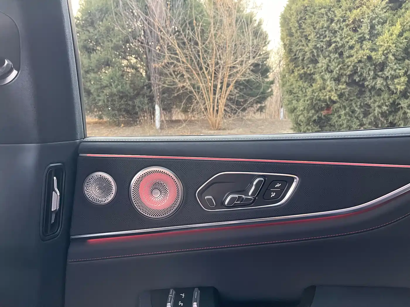 ZEEKR EXTREME KRYPTON 001