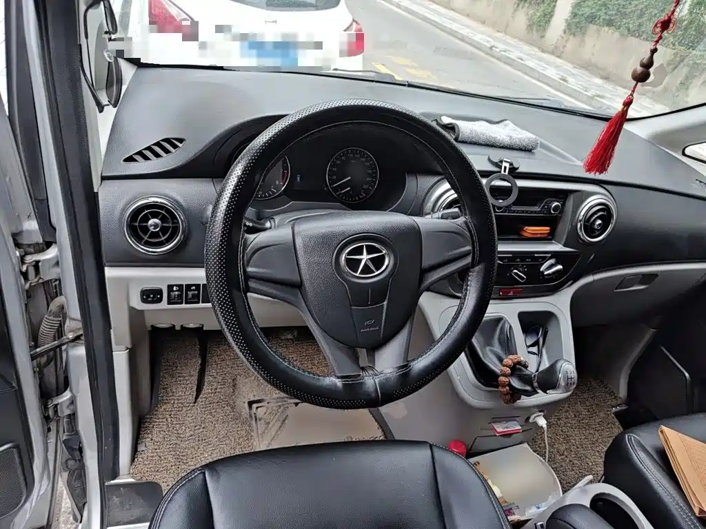 JAC Refine M3 2018 2018 IKEA Edition 1.6L Luxury