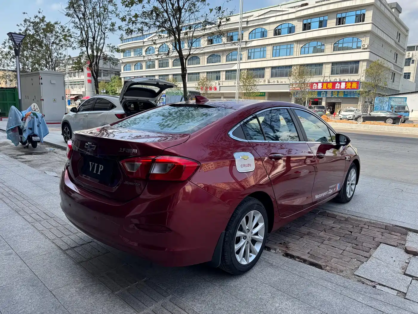 Chevrolet Cruze 2018 320 Automatic Pioneer Sunroof Edition фото 19