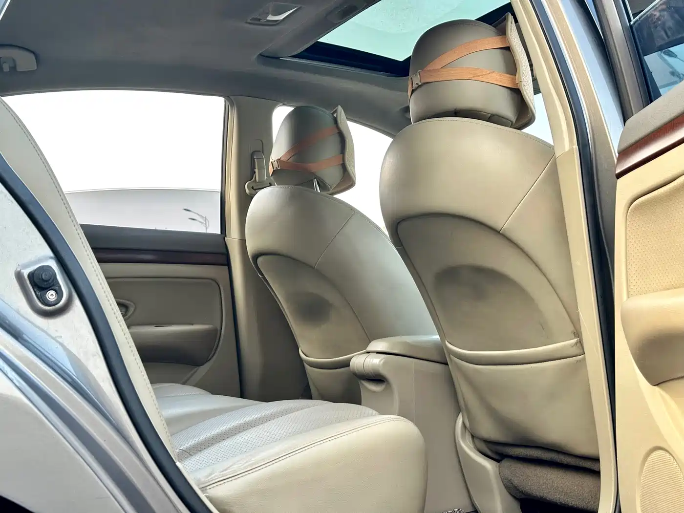 Nissan Sylphy 2010 2009 Model 1.6XL Automatic Luxury Sunroof Edition