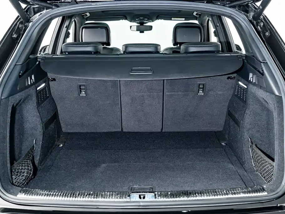 Audi Q5L 2024 Model 45 TFSI Luxury Dynamic фото 24