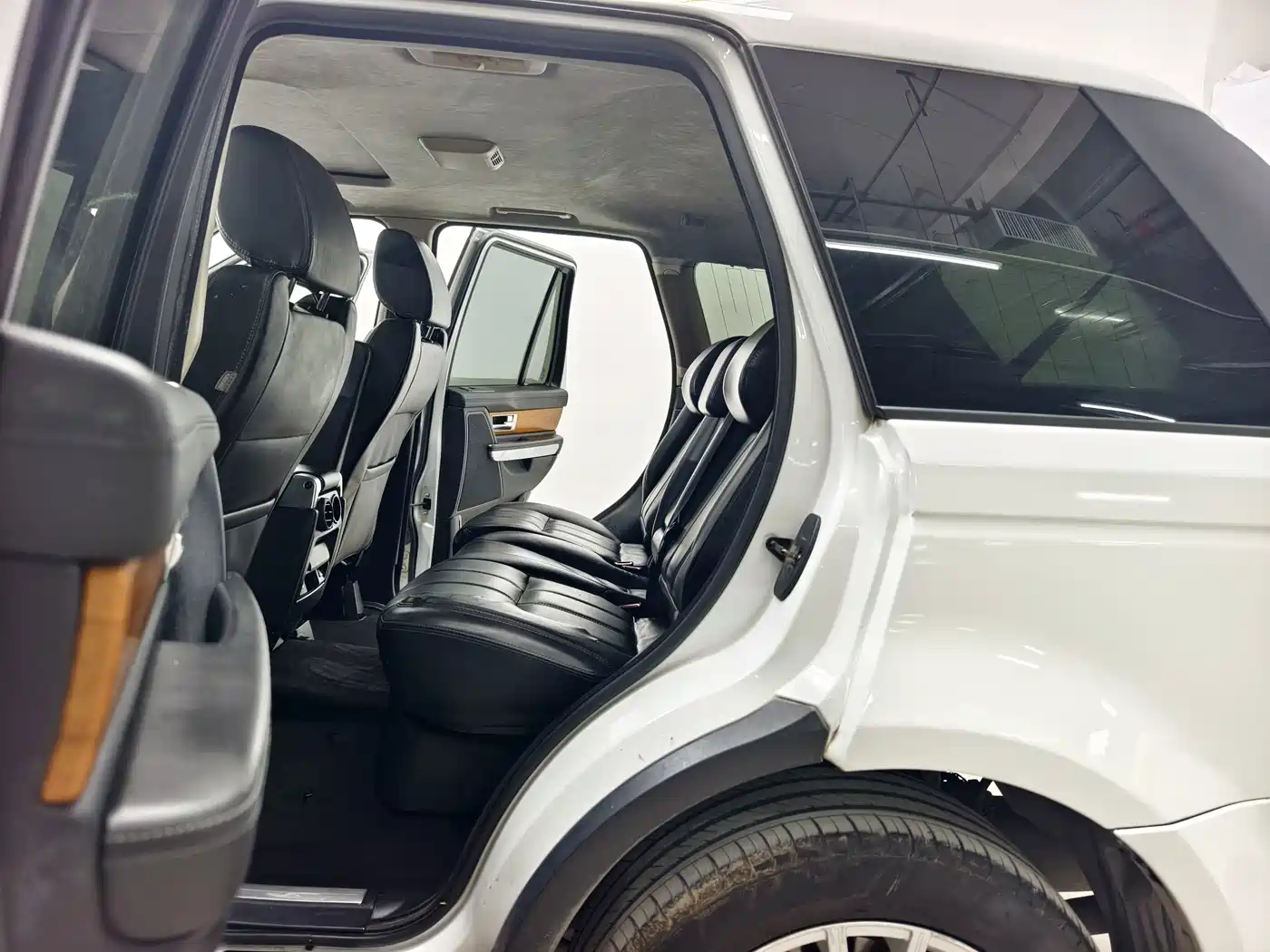 Photo 13 - Land Rover Range Rover Sport