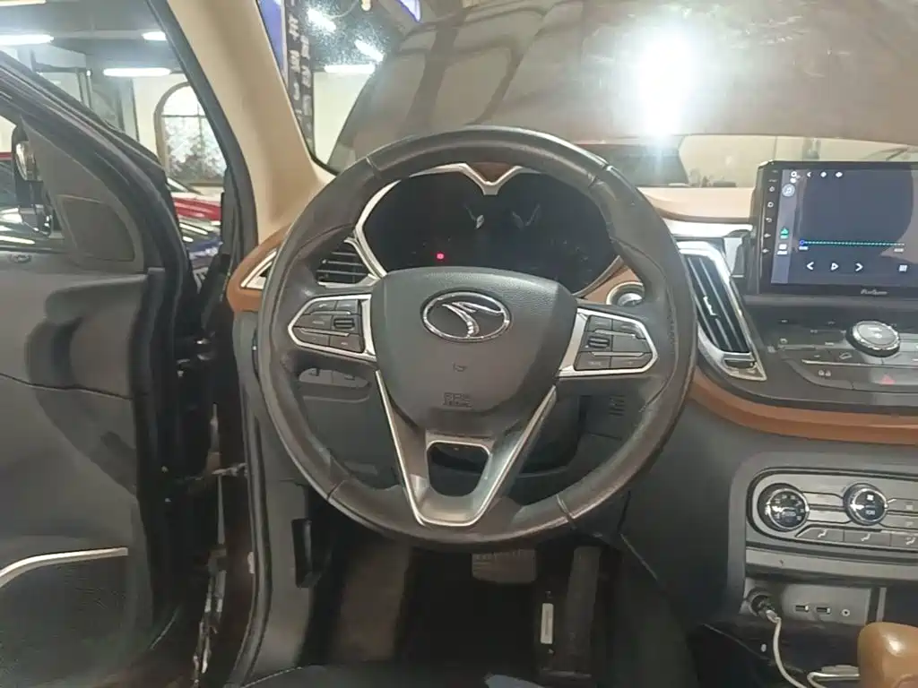 Soueast DX7 2017 2017 1.5T Automatic Luxury