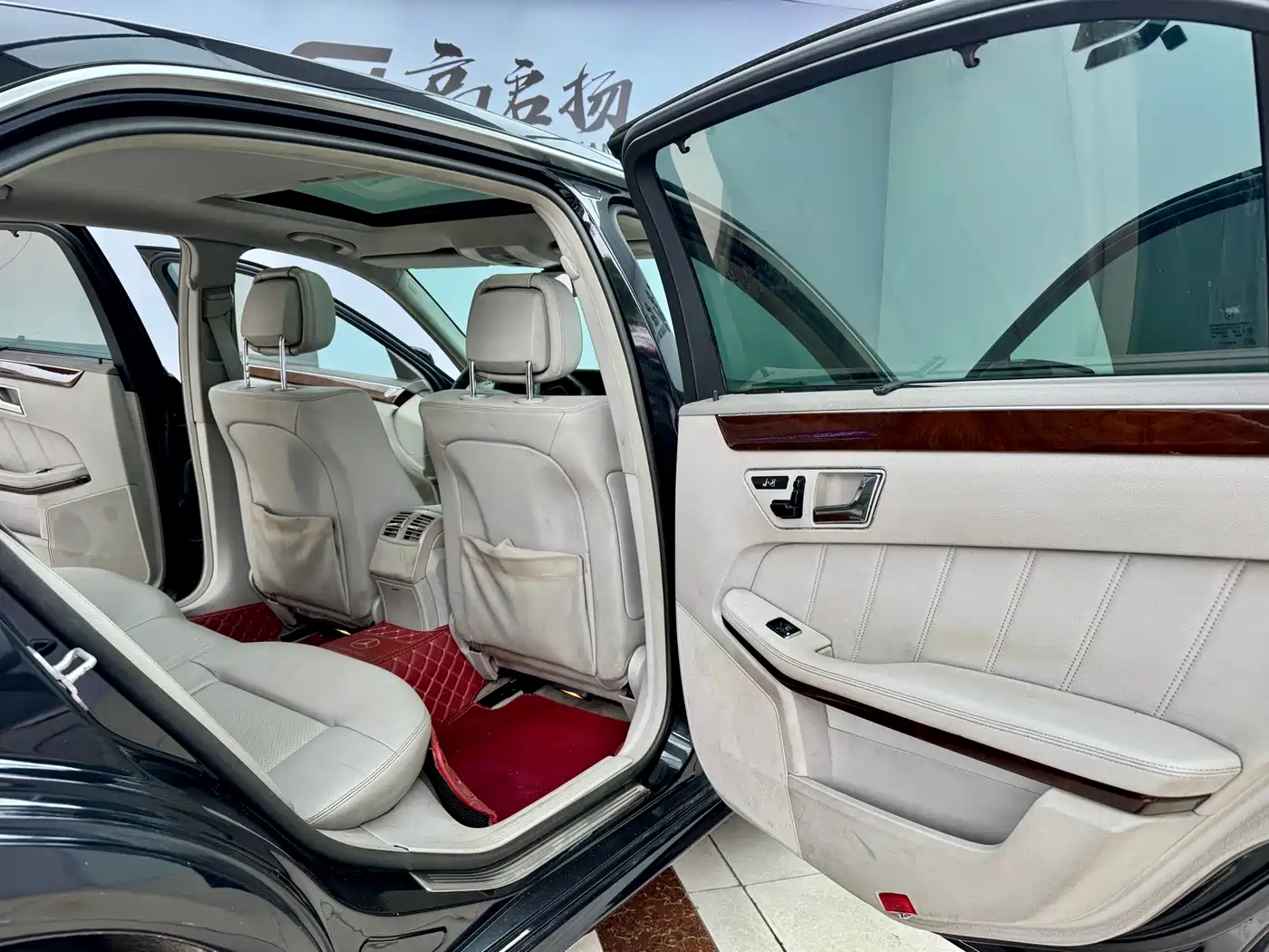 Mercedes-Benz E-Class 2011 E 200 L CGI Elegance фото 11