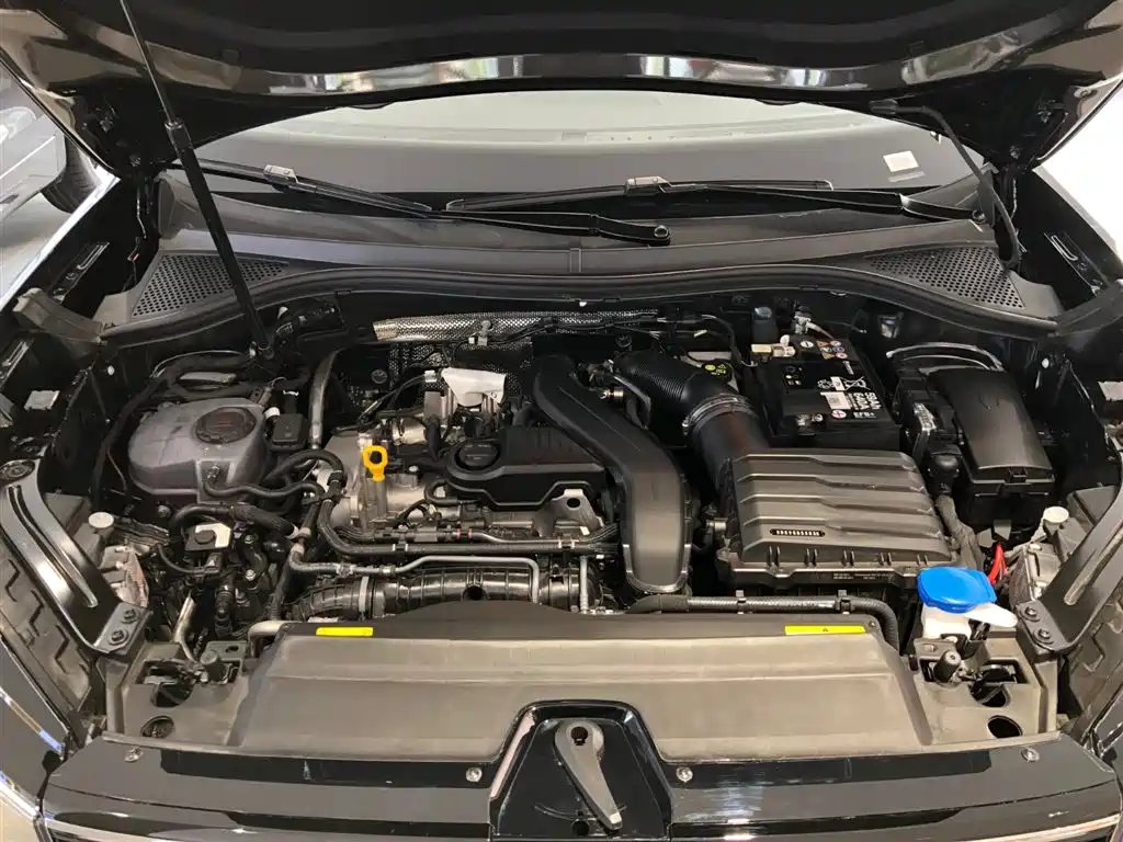 Volkswagen Tayron 2023 300TSI 2WD Luxury Plus Advanced Edition фото 4