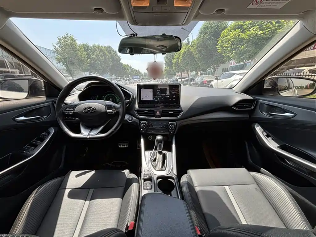 Hyundai Fista 2019 280TGDi Smart Speed Edition China VI фото 16