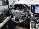 Фото 21 - Toyota Vellfire